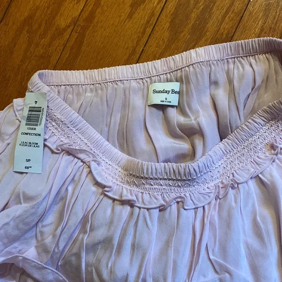 NWOT aritzia confection skirt - Picture 6 of 6